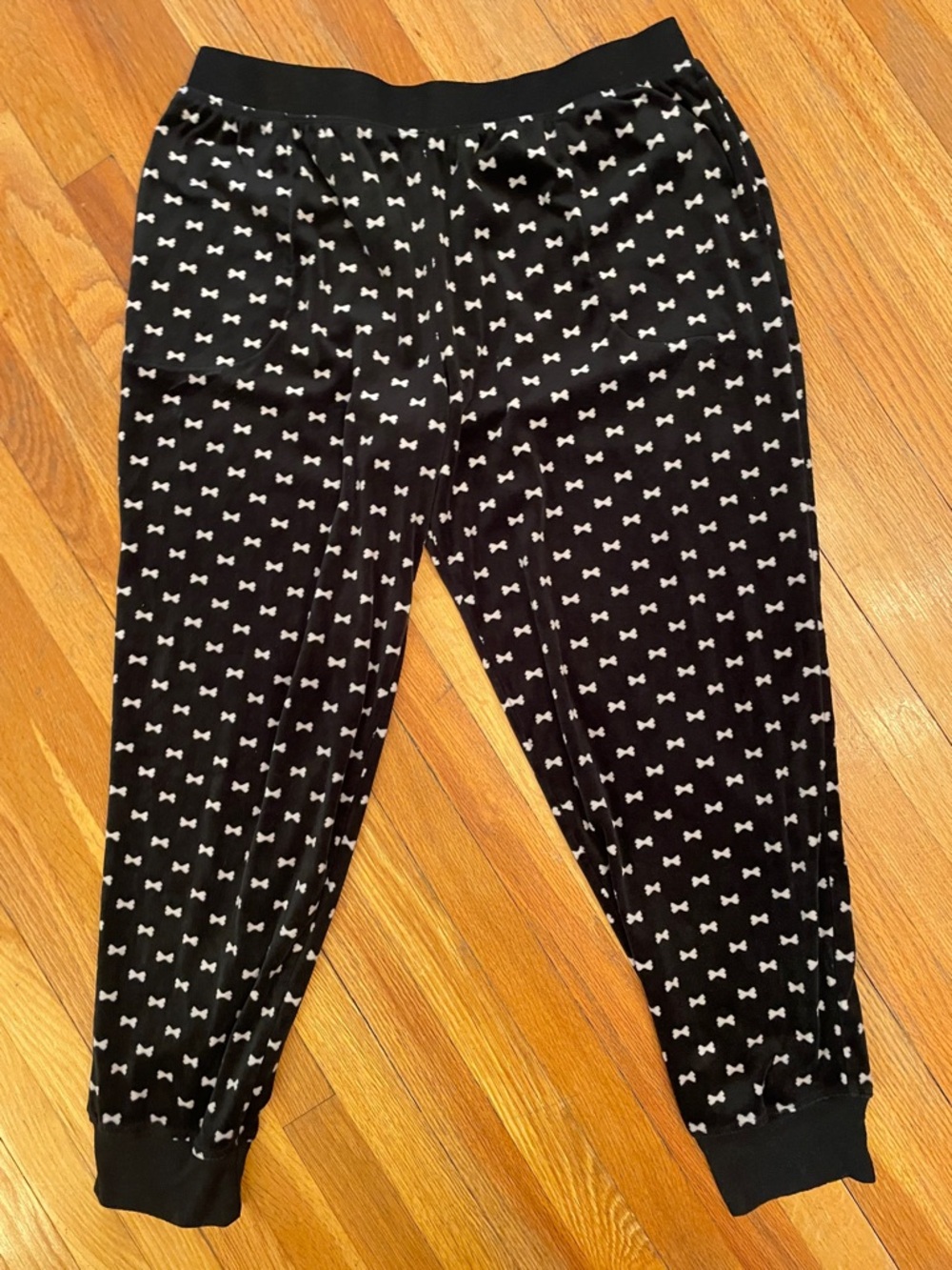 KATE SPADE  Black Jogger White Bow Print Coquette Feminine Cozy Pajama Bottoms